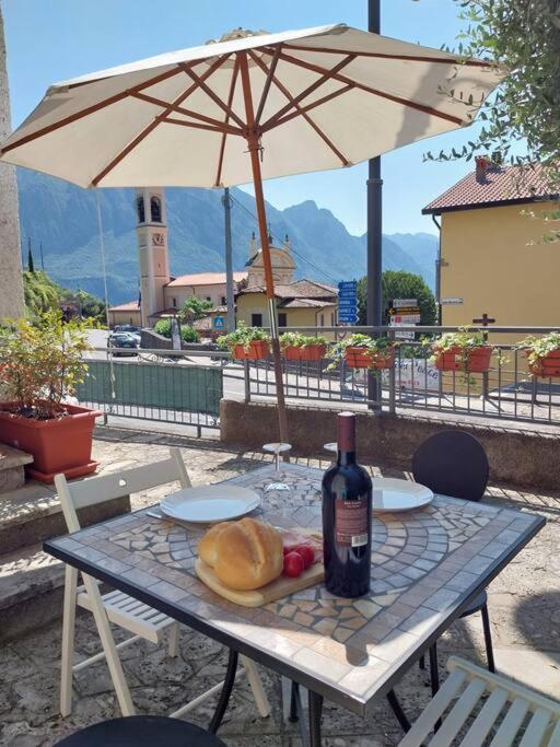 Casa Elly Apartment Riva di Solto Exterior photo
